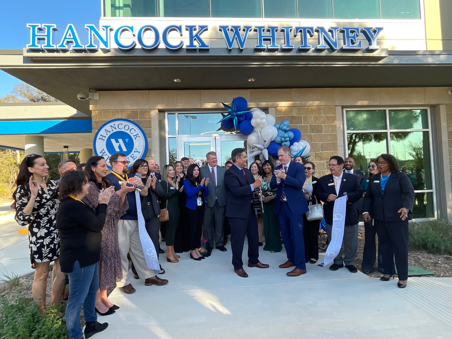 Hancock Whitney Celebrates Grand Opening of RidgeWood Plaza Financial